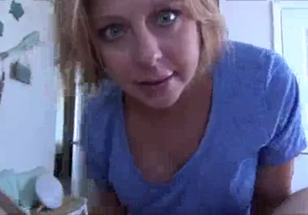 Mon voisin voulait savoir ce que je faisais devant la caméra.