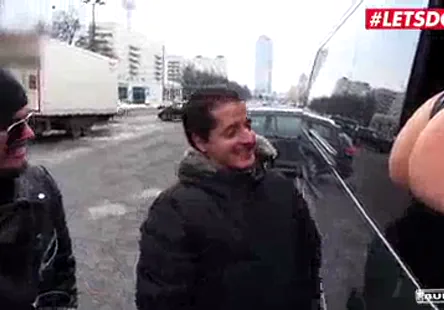 Films de sexe de garçons avec une bite et photos de garçons mignons en sous-vêtements et sexy.