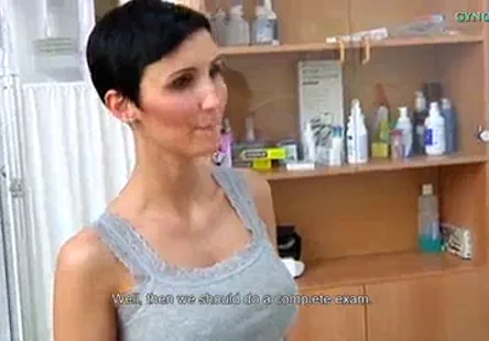 Baiser mon amie pendant quil dort.